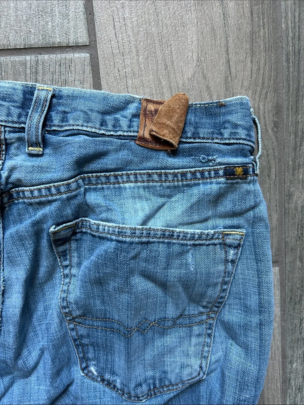 Lucky Brand Light Wash Slim Men's Jeans